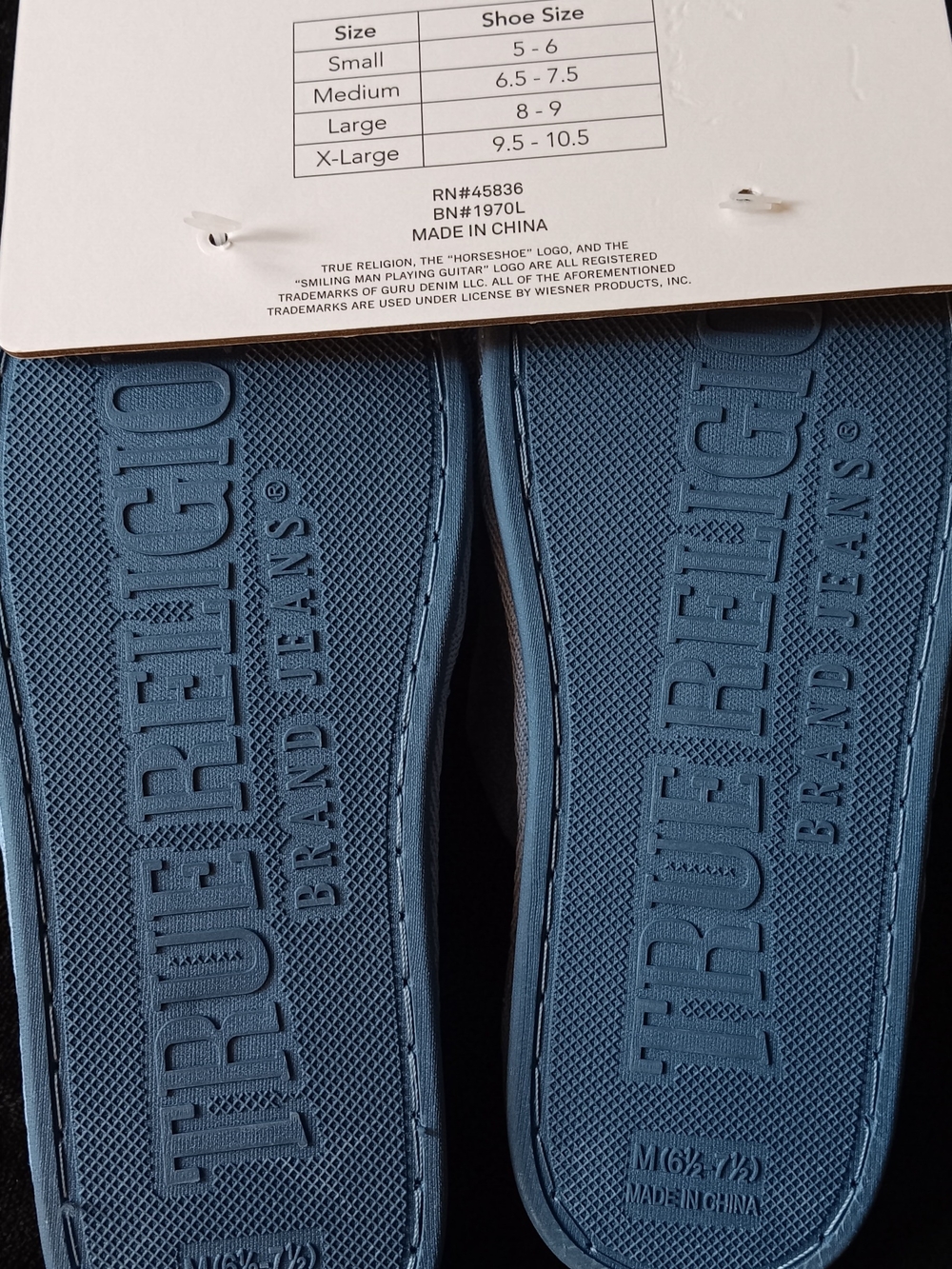 True Religion Sky Blue & Pink Plush Slip-On House Slippers Women's Size M New - Picture 4 of 4